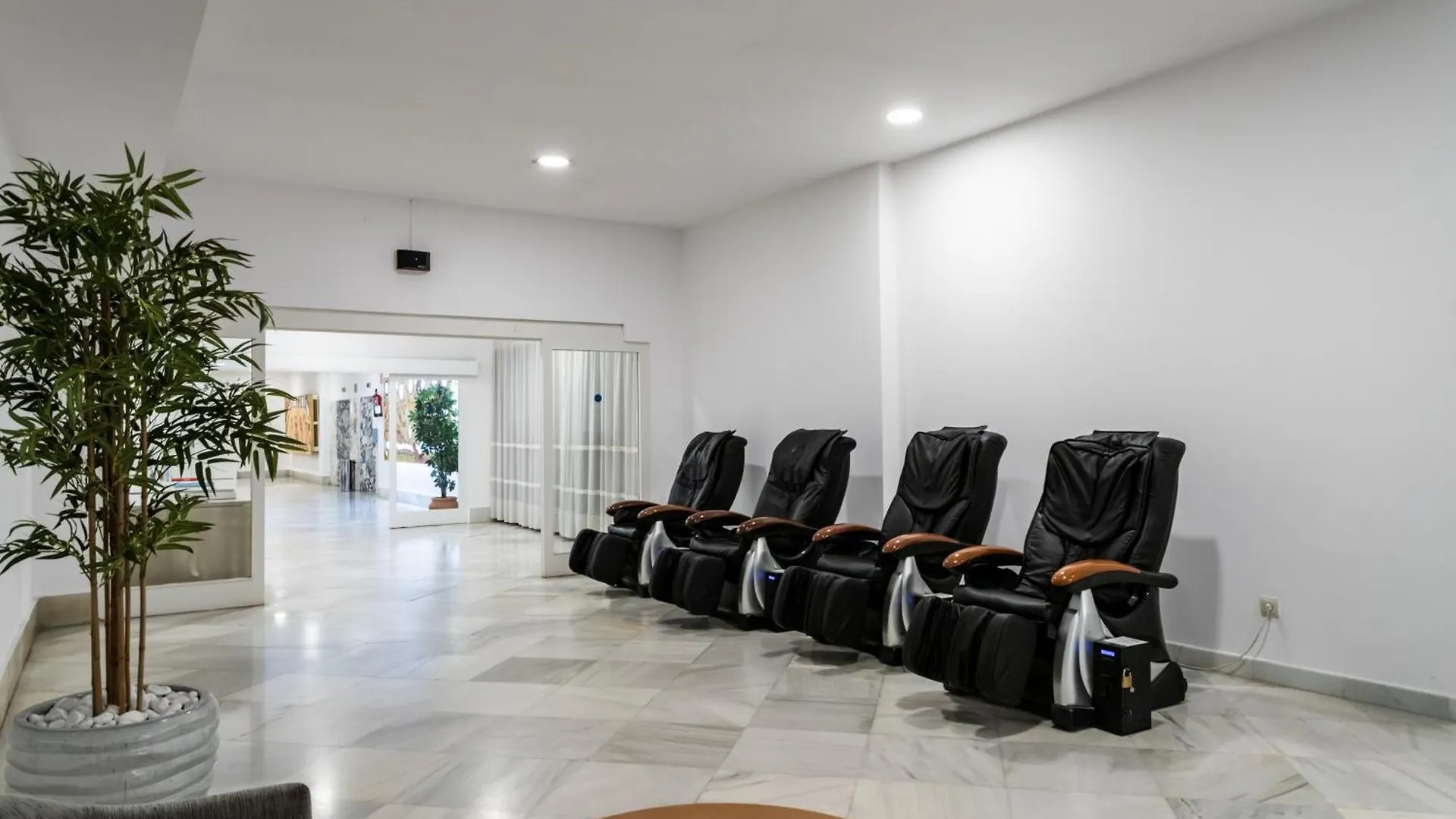 Sur Suites Palmeras 525 Fuengirola Apartment