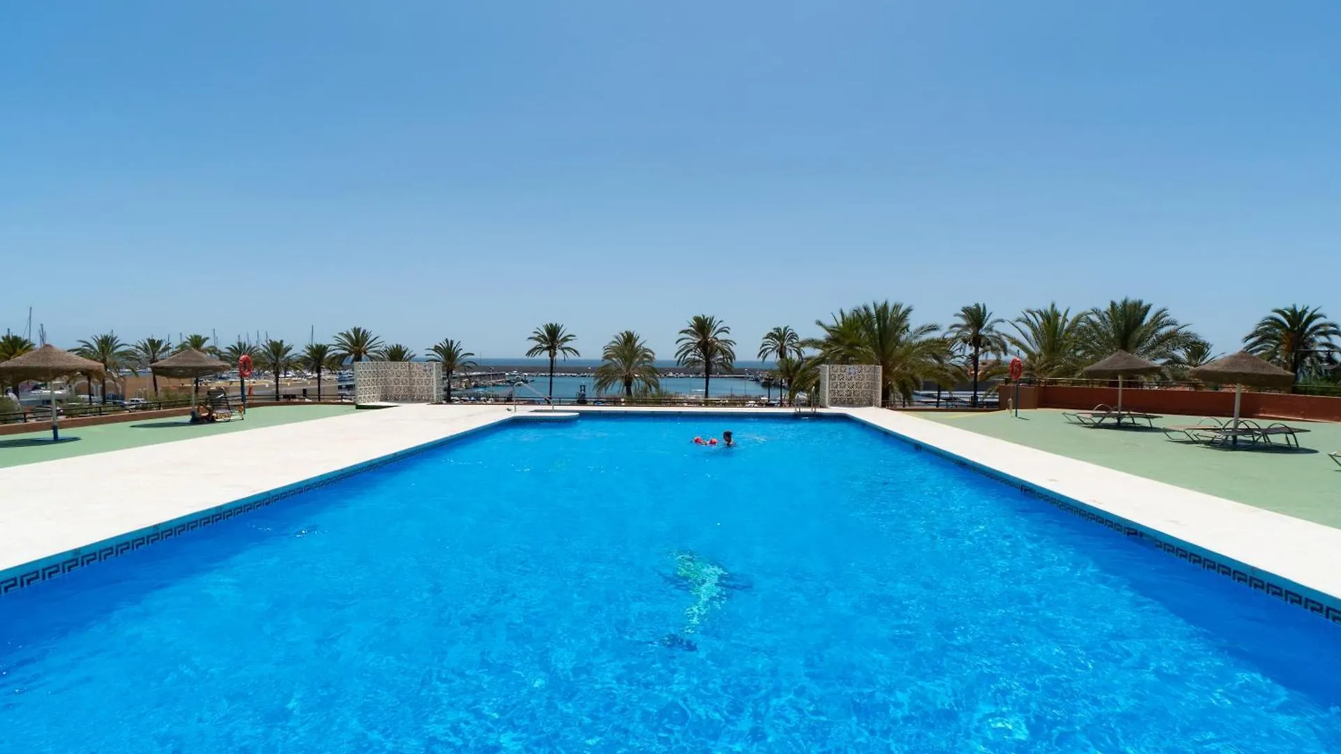 Sur Suites Palmeras 525 Fuengirola Apartment